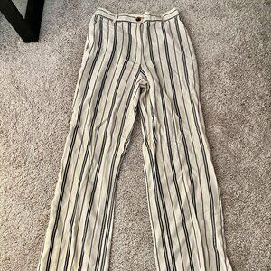 BRAND NEW women's pants from H&M, US size 4, 54% viscose, 46% linen